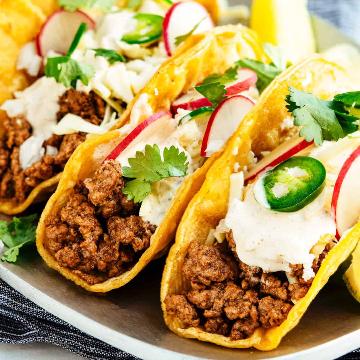 Lịch sử bánh Taco, món ăn nổi tiếng thế giới của người Mexico và sự tranh chấp về chiếm đoạt văn hoá - Ảnh 1.