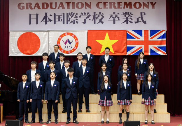 100% học sinh trường Quốc tế Nhật Bản đỗ tốt nghiệp THPT với thành tích cao - Ảnh 1.
