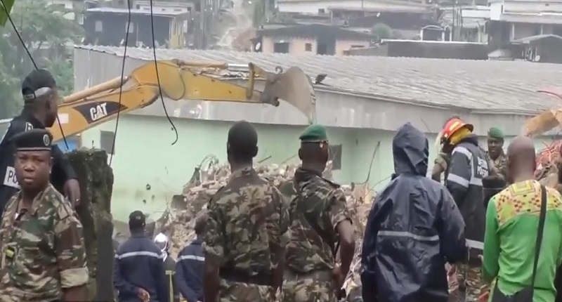 37 người thiệt mạng trong vụ sập nhà tại Cameroon - Ảnh 1.