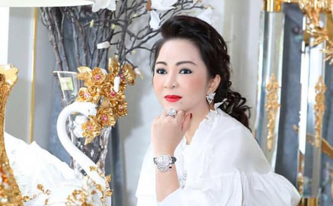 Lời khai vì sao cựu Chủ nhiệm Đoàn Luật sư Vĩnh Long xúc phạm bà Phương Hằng - Ảnh 2. Lời khai vì sao cựu Chủ nhiệm Đoàn Luật sư Vĩnh Long xúc phạm bà Phương Hằng - Ảnh 2.