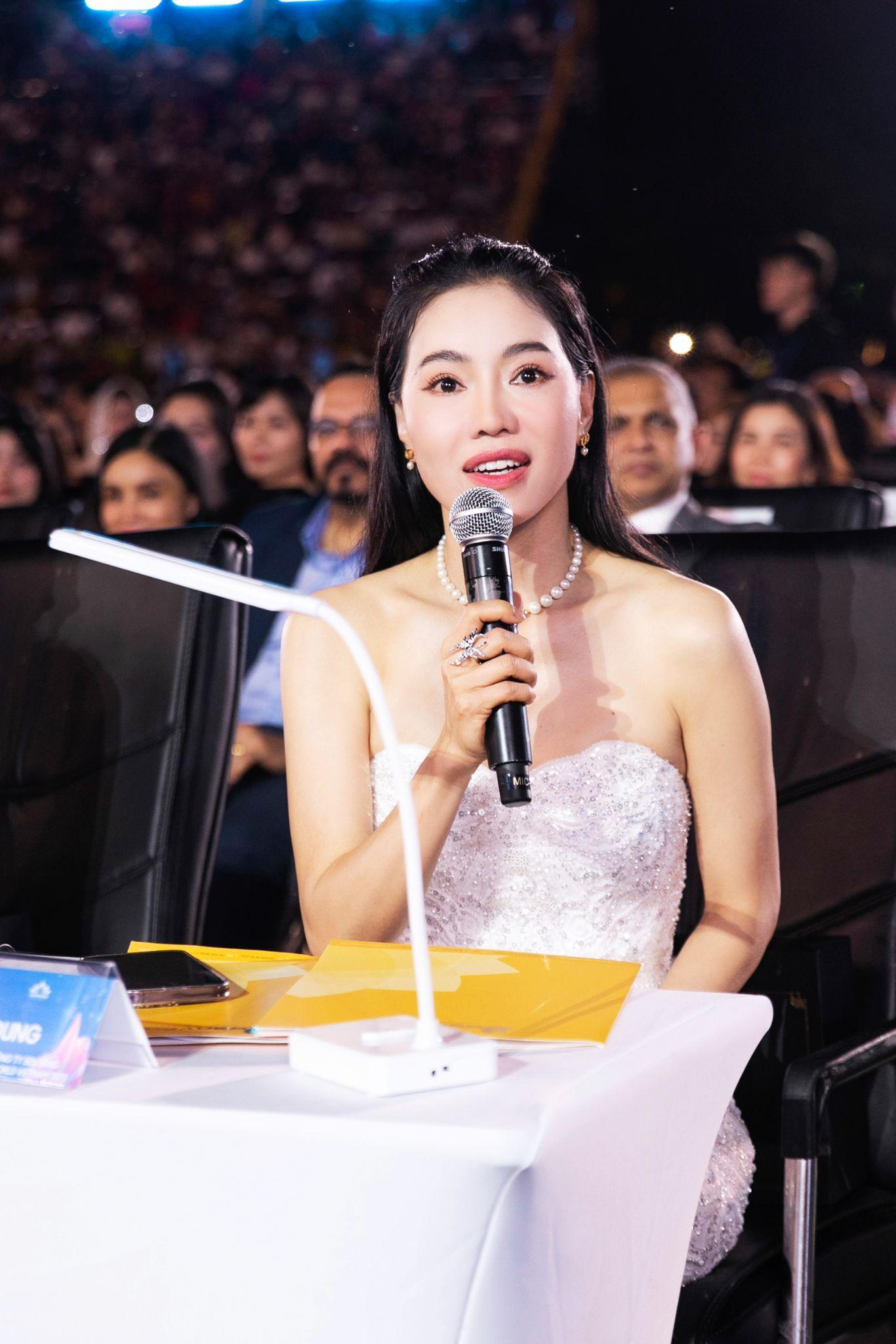 Bà Phạm Kim Dung - Trưởng BTC Miss World Vietnam 2023: &quot;Ý Nhi có nét đẹp quốc tế, Đào Hiền khiến tôi yên tâm, Minh Kiên gây ngạc nhiên&quot; - Ảnh 5.