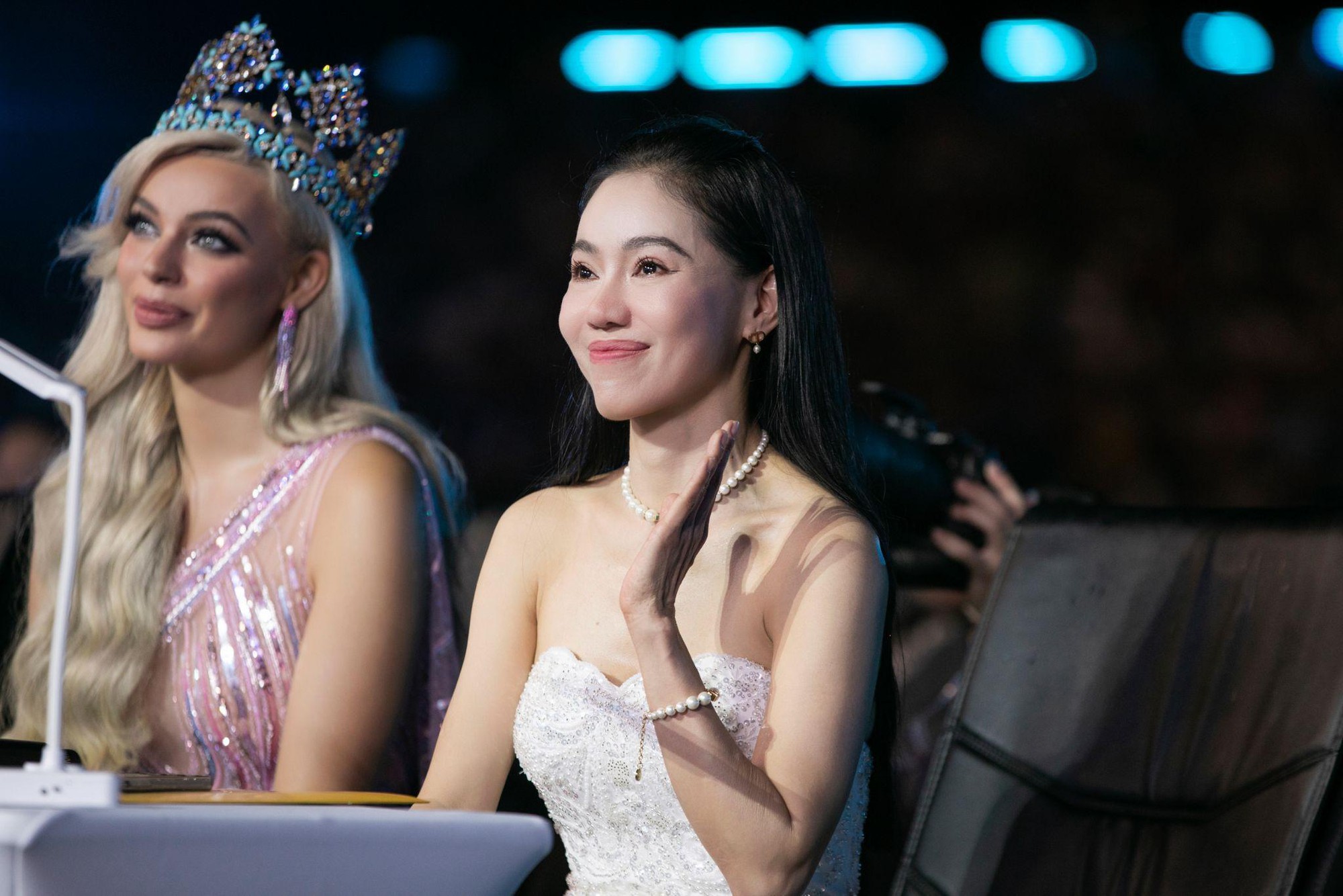 Bà Phạm Kim Dung - Trưởng BTC Miss World Vietnam 2023: &quot;Ý Nhi có nét đẹp quốc tế, Đào Hiền khiến tôi yên tâm, Minh Kiên gây ngạc nhiên&quot; - Ảnh 7.