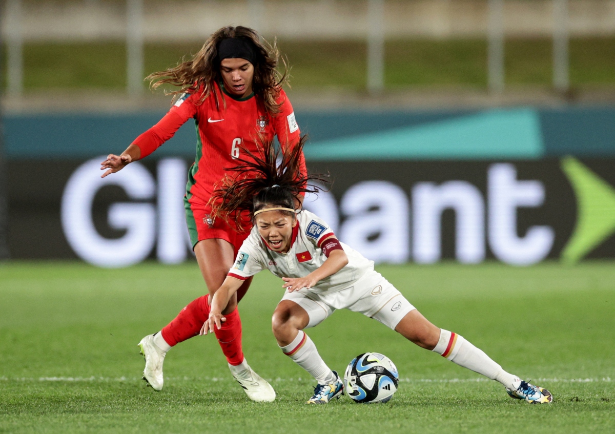 TRỰC TIẾP ĐT nữ Việt Nam 0-2 ĐT nữ Bồ Đào Nha: Phản công tốc độ, bàn thắng ở gần - Ảnh 3.
