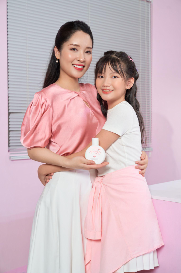 Yêu thương, bắt đầu từ việc âm thầm chở che, nghe từng cảm xúc - Ảnh 4. Yêu thương, bắt đầu từ việc âm thầm chở che, nghe từng cảm xúc - Ảnh 4.