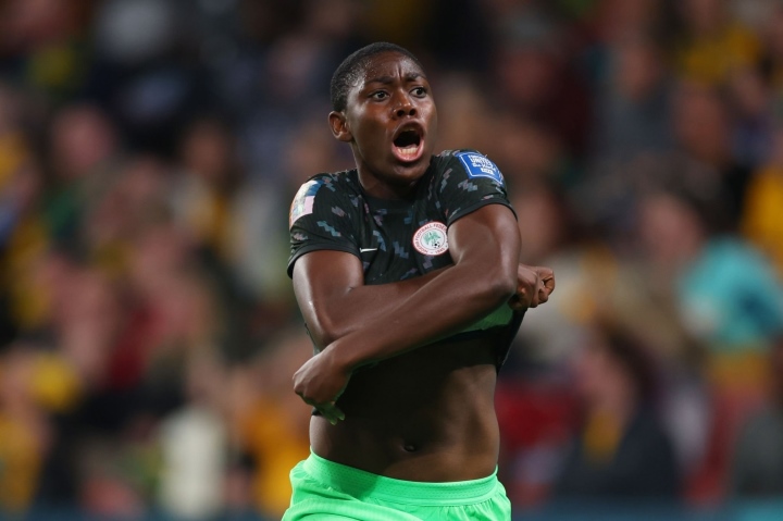 World Cup nữ 2023: Sao nữ Nigeria cởi áo ăn mừng trong trận thắng gây sốc - Ảnh 2.