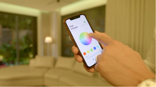 Chiếu s&aacute;ng th&ocirc;ng minh cho cảm x&uacute;c thăng hoa - Ảnh 1.