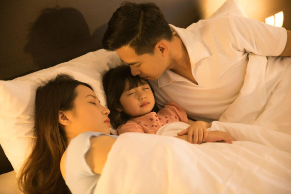 Chiếu s&aacute;ng th&ocirc;ng minh cho cảm x&uacute;c thăng hoa - Ảnh 4.