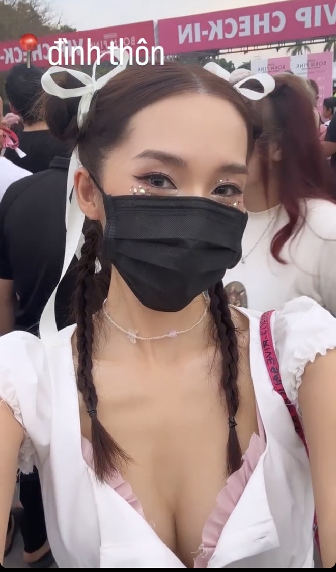 Dàn sao đổ bộ ngày 2 concert BLACKPINK tại Hà Nội: Jun Vũ - S.T Sơn Thạch - Min tụ hội, &quot;Hot girl Tây Hồ&quot; xuất hiện giờ chót! - Ảnh 8.