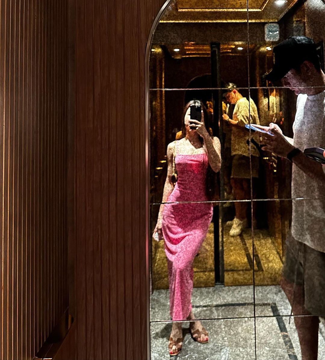 Thủ môn Lâm Tây và bạn gái nóng bỏng công khai hẹn hò sau 5 năm giấu kín, lộ hint sắp về chung nhà - Ảnh 1. Thủ môn Lâm Tây và bạn gái nóng bỏng công khai hẹn hò sau 5 năm giấu kín, lộ hint sắp về chung nhà - Ảnh 1.