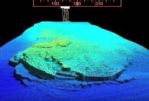 Chiếc đĩa bí ẩn dưới đáy biển Baltic là sản phẩm của nền văn minh tiền sử hay phi thuyền của người ngoài hành tinh? - Ảnh 2. Chiếc đĩa bí ẩn dưới đáy biển Baltic là sản phẩm của nền văn minh tiền sử hay phi thuyền của người ngoài hành tinh? - Ảnh 2.