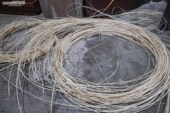 Cận cảnh lồng b&agrave;n đắt nhất Việt Nam, gi&aacute; 30 triệu đồng/chiếc - Ảnh 3.