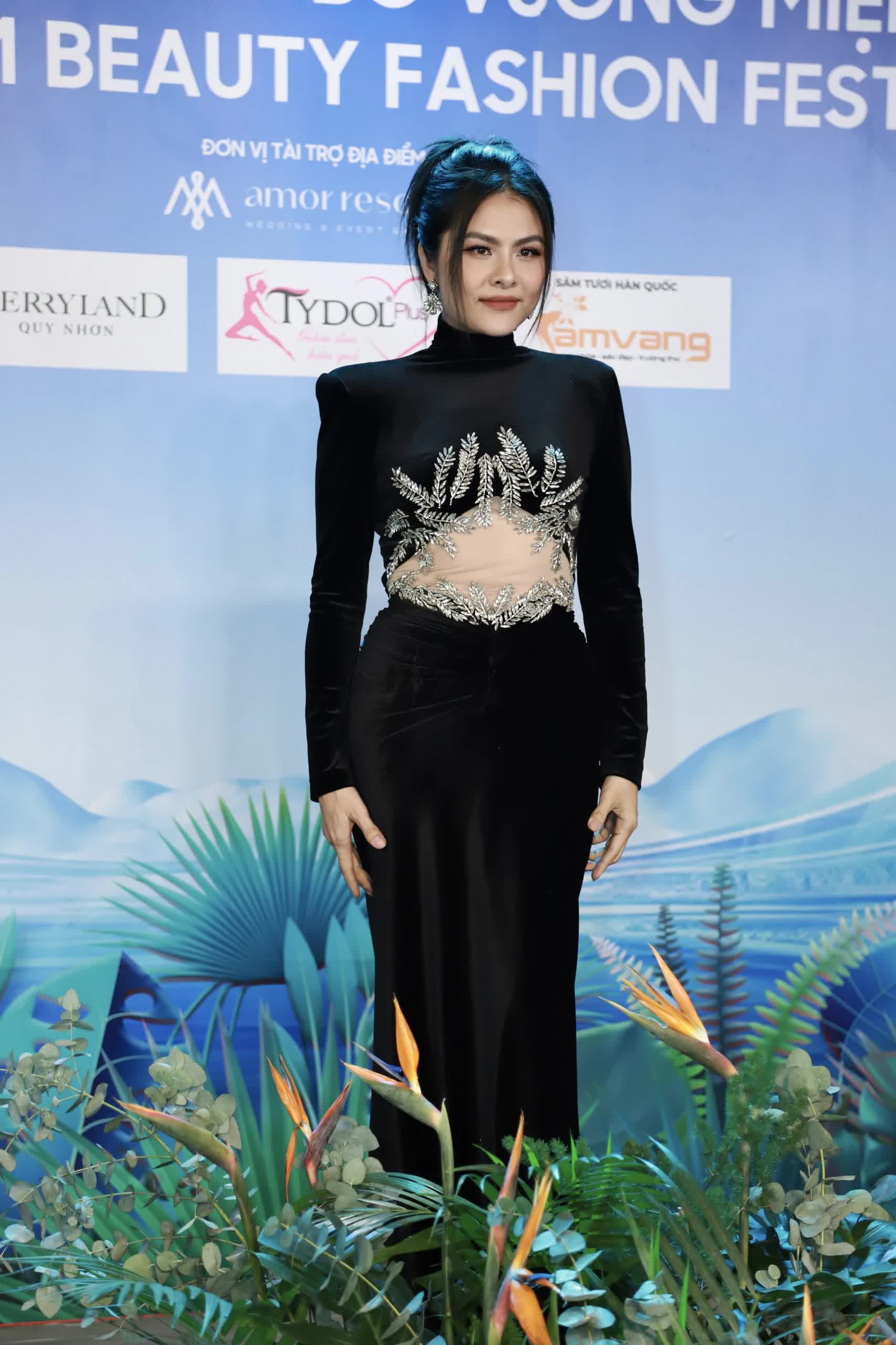 Dàn mỹ nhân đổ bộ thảm đỏ Miss World Vietnam 2023: Mai Phương lộng lẫy như công chúa, Thanh Thủy sang chảnh lấn át đàn chị - Ảnh 8.