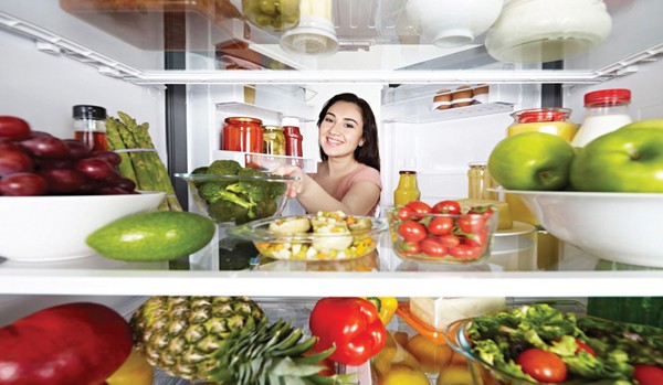 Những sai lầm nghiêm trọng khi dùng tủ lạnh, biến thực phẩm thành ‘thuốc độc’ - Ảnh 1.