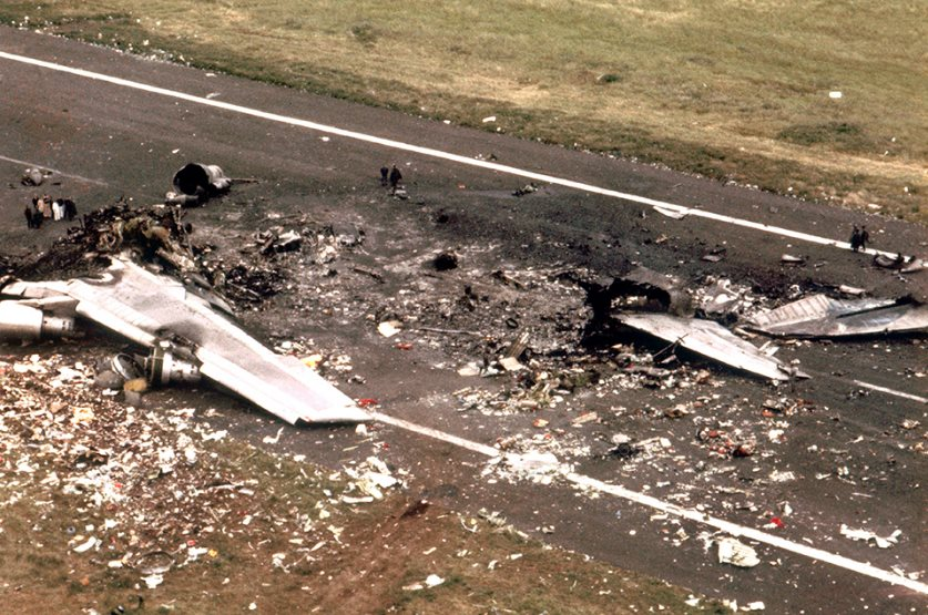 Hai chiếc Boeing 747 đối đầu khiến gần 600 người chết : Vụ tai nạn thảm khốc nhất vĩnh viễn thay đổi ngành hàng không toàn cầu - Ảnh 4.