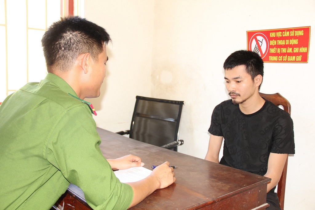 Dùng phương thức tinh vi chiếm đoạt 450 triệu đồng của người chơi lô đề - Ảnh 1. Dùng phương thức tinh vi chiếm đoạt 450 triệu đồng của người chơi lô đề - Ảnh 1.