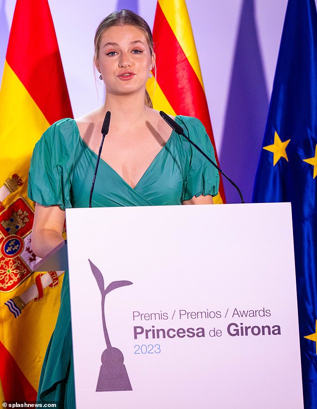 Từng được mệnh danh “công chúa đẹp nhất châu Âu”, Nữ vương tương lai Tây Ban Nha hiện ra sao? - Ảnh 4.