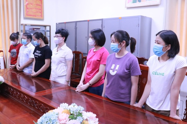 Nh&oacute;m b&aacute;c sỹ v&agrave; điều dưỡng c&acirc;u kết lập khống 153 hồ sơ bệnh &aacute;n, trục lợi tiền bảo hiểm - Ảnh 2.