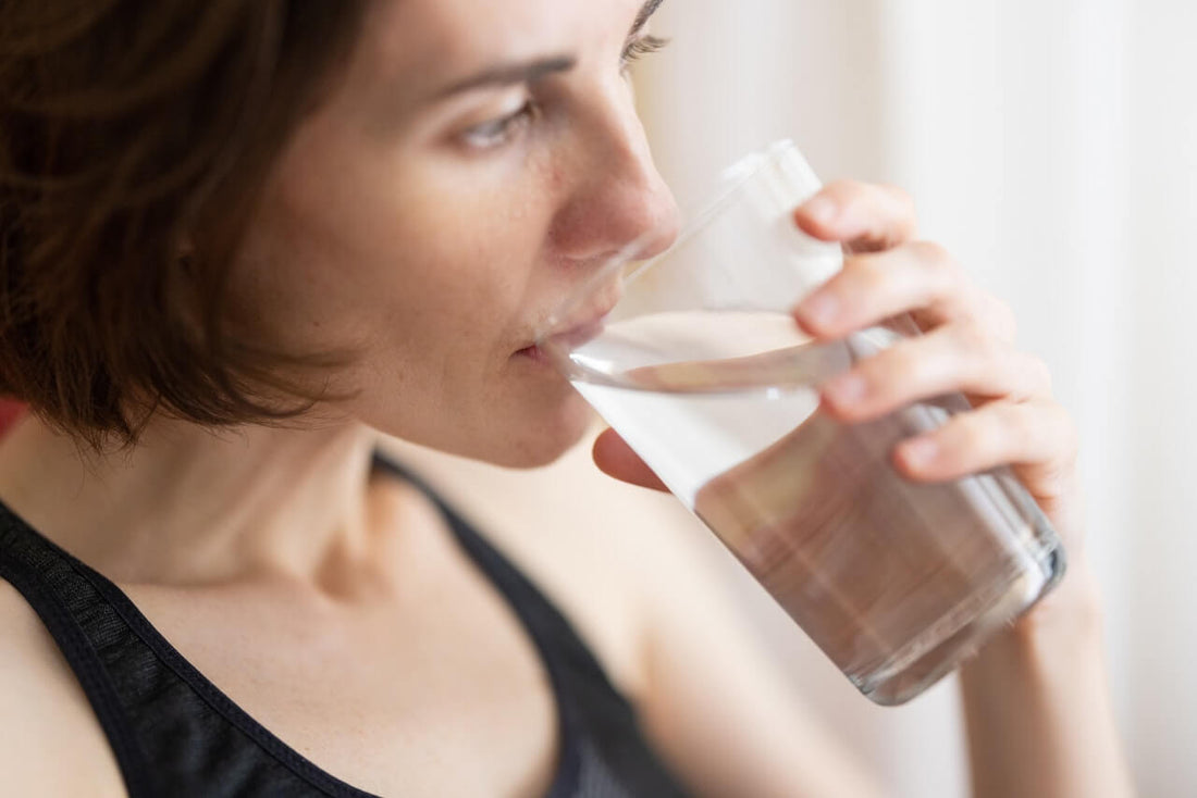 Giảm cân bằng phương pháp Water Fasting - nhịn ăn bằng nước tốt hay gây hại cho sức khoẻ? - Ảnh 1.