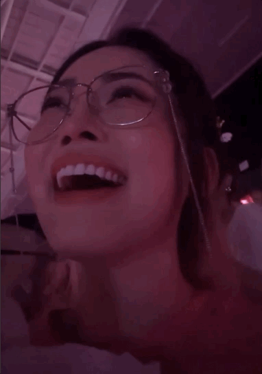 1 sao Việt lên tiếng sau tranh cãi vì bật khóc nức nở khi xem concert BLACKPINK Hà Nội - Ảnh 4. 1 sao Việt lên tiếng sau tranh cãi vì bật khóc nức nở khi xem concert BLACKPINK Hà Nội - Ảnh 4.