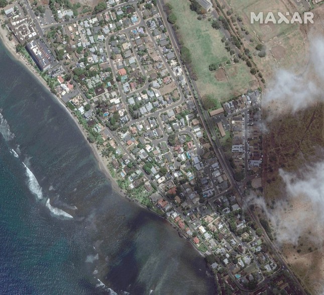 Đám cháy rừng tàn phá thành phố nghỉ dưỡng ở Hawaii, 36 người thiệt mạng - Ảnh 3.