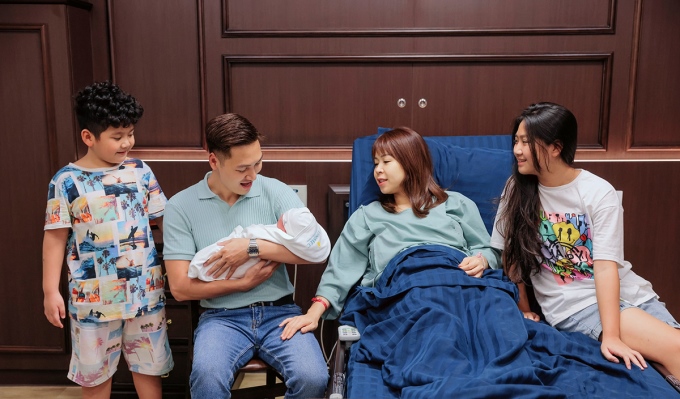 Mạnh Trường khoe ảnh hiếm, hé lộ nhan sắc của bà xã thời thiếu nữ - Ảnh 3. Mạnh Trường khoe ảnh hiếm, hé lộ nhan sắc của bà xã thời thiếu nữ - Ảnh 3.