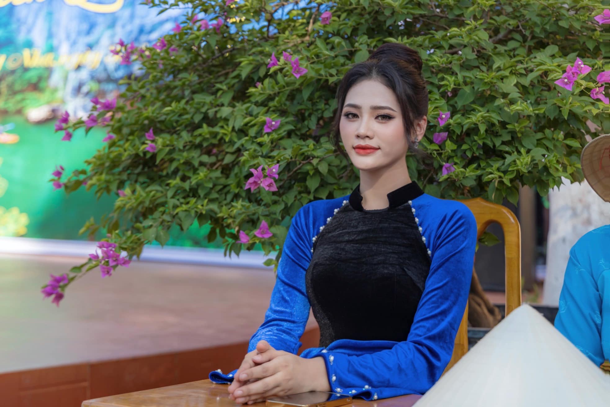 Nàng Hoa hậu Việt trả vương miện ngay sau khi đăng quang: Sở hữu ngoại hình bốc lửa, cực đắt show sau khi đăng quang - Ảnh 1.