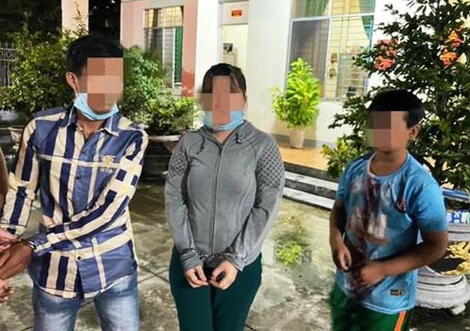Mẹ ruột và nhân tình hướng dẫn con trai 11 tuổi đi trộm cắp - Ảnh 1. Mẹ ruột và nhân tình hướng dẫn con trai 11 tuổi đi trộm cắp - Ảnh 1.
