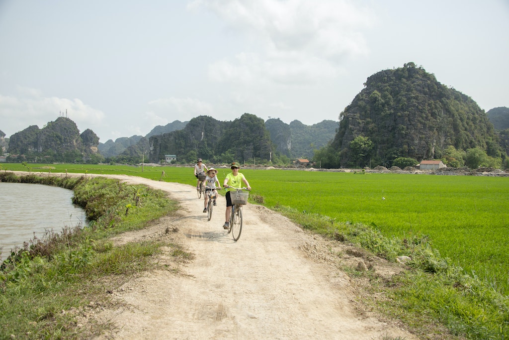 Lonely Planet: Việt Nam là điểm đến thân thiện với trẻ em - Ảnh 2.