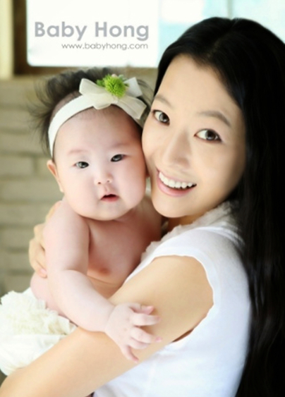 Con gái Kim Hee Sun: 14 tuổi cao gần 1m70 có thành tích học tập khủng - Ảnh 6.