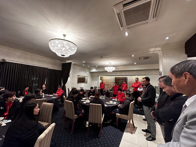 Chia tay World Cup, Đội tuyển nữ Việt Nam được thưởng tổng 1,8 tỷ đồng vì tinh thần nỗ lực - Ảnh 1. Chia tay World Cup, Đội tuyển nữ Việt Nam được thưởng tổng 1,8 tỷ đồng vì tinh thần nỗ lực - Ảnh 1.