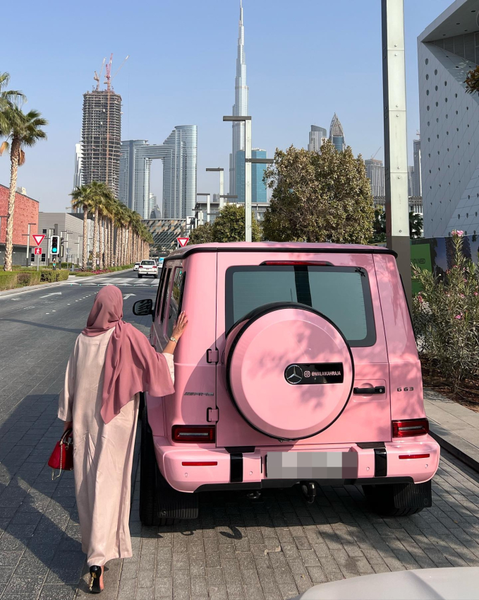 Vợ triệu phú Dubai và cuộc sống hưởng thụ xa hoa đến &quot;nhàm chán&quot; - Ảnh 2.