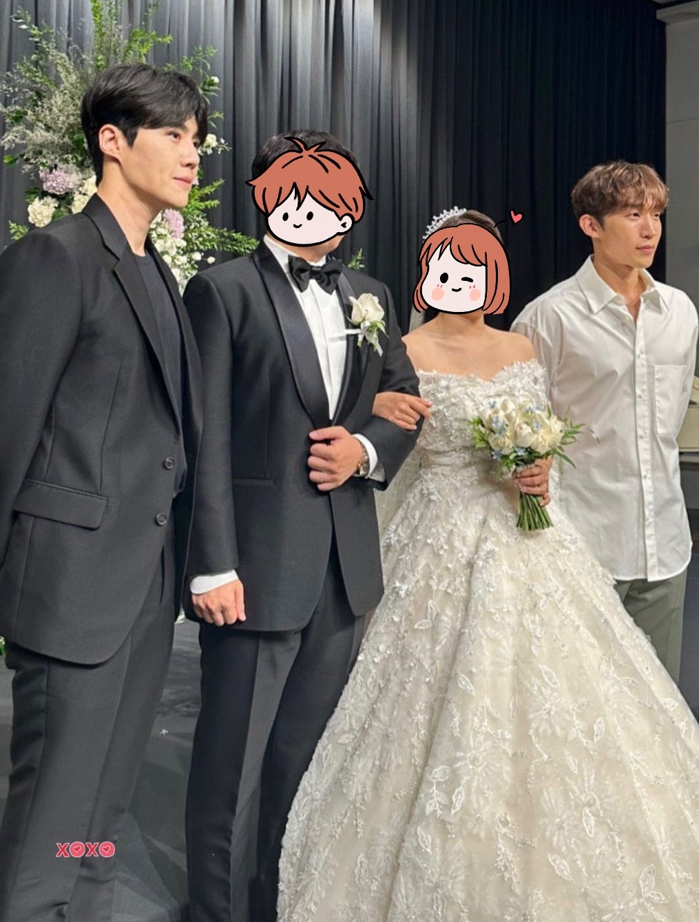 Shin Min Ah cùng Kim Woo Bin dự hôn lễ quản lý, bất ngờ hội ngộ Kim Seon Ho sau 2 năm - Ảnh 5.