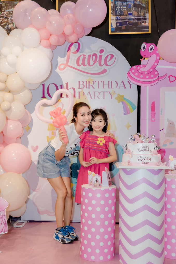 Phùng Ngọc Huy tổ chức sinh nhật cho con gái tại Việt Nam - Ảnh 4.