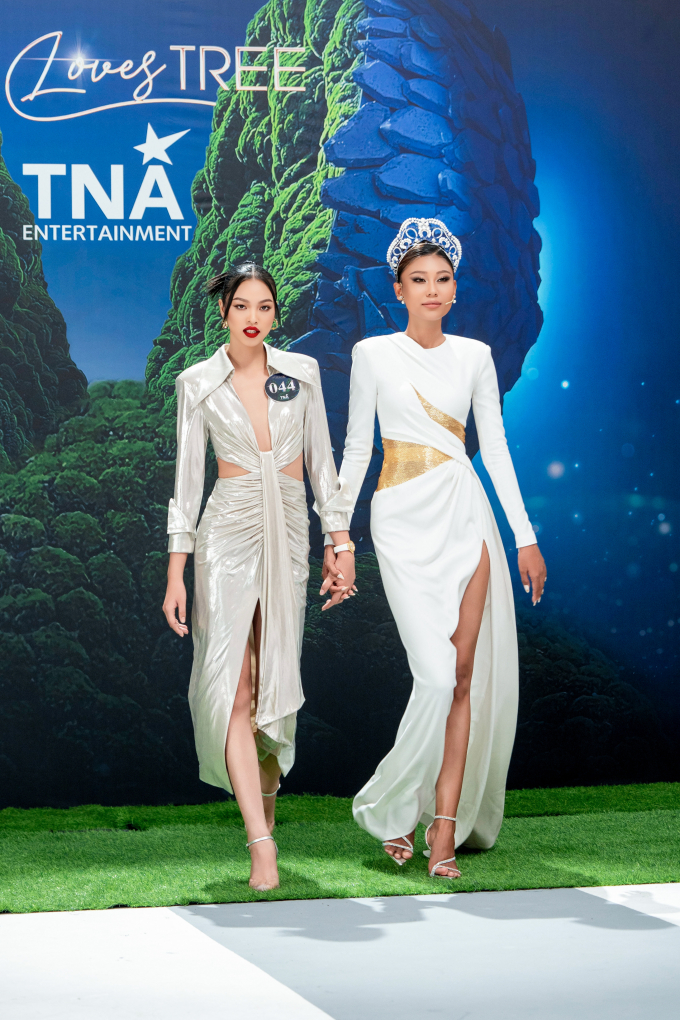 Á hậu Thạch Thu Thảo xuất hiện nổi bật, áp lực khi lần đầu huấn luyện thí sinh Miss Earth Vietnam 2023 - Ảnh 2.