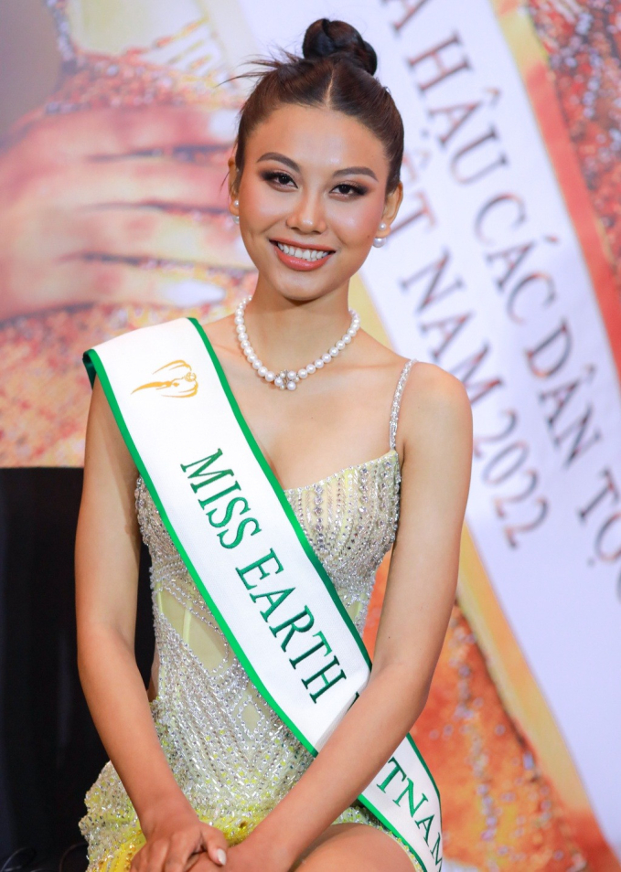 Á hậu Thạch Thu Thảo xuất hiện nổi bật, áp lực khi lần đầu huấn luyện thí sinh Miss Earth Vietnam 2023 - Ảnh 5.
