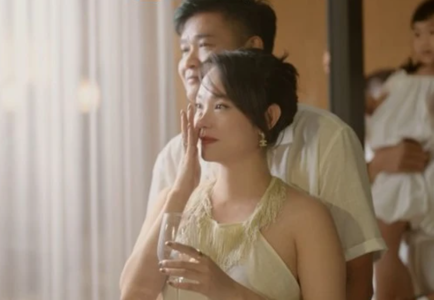 Hội bạn thân đình đám tới chúc mừng Minh Hằng "vượt cạn", mẹ bỉm gây chú ý vì nhan sắc nổi bật - Ảnh 3. Hội bạn thân đình đám tới chúc mừng Minh Hằng "vượt cạn", mẹ bỉm gây chú ý vì nhan sắc nổi bật - Ảnh 3.