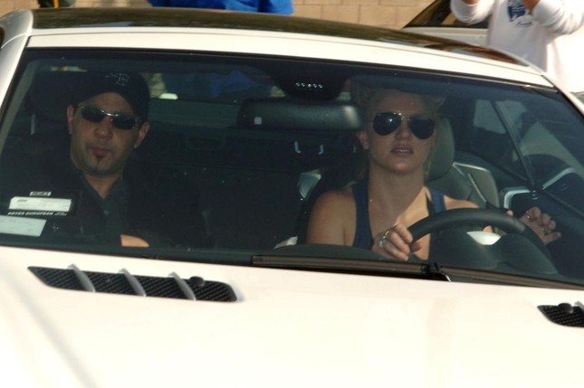 Tình trạng Britney Spears sau khi chồng kém 13 tuổi ly hôn - Ảnh 2.