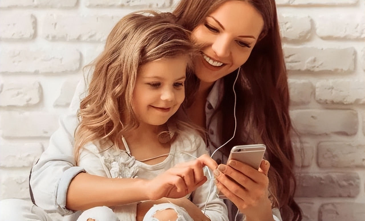 Hiệu ứng "latte" trong giáo dục: Đứa trẻ lớn lên kém cỏi, tiêu xài hoang phí liên quan đến 3 THÓI QUEN của mẹ - Ảnh 2. Hiệu ứng "latte" trong giáo dục: Đứa trẻ lớn lên kém cỏi, tiêu xài hoang phí liên quan đến 3 THÓI QUEN của mẹ - Ảnh 2.