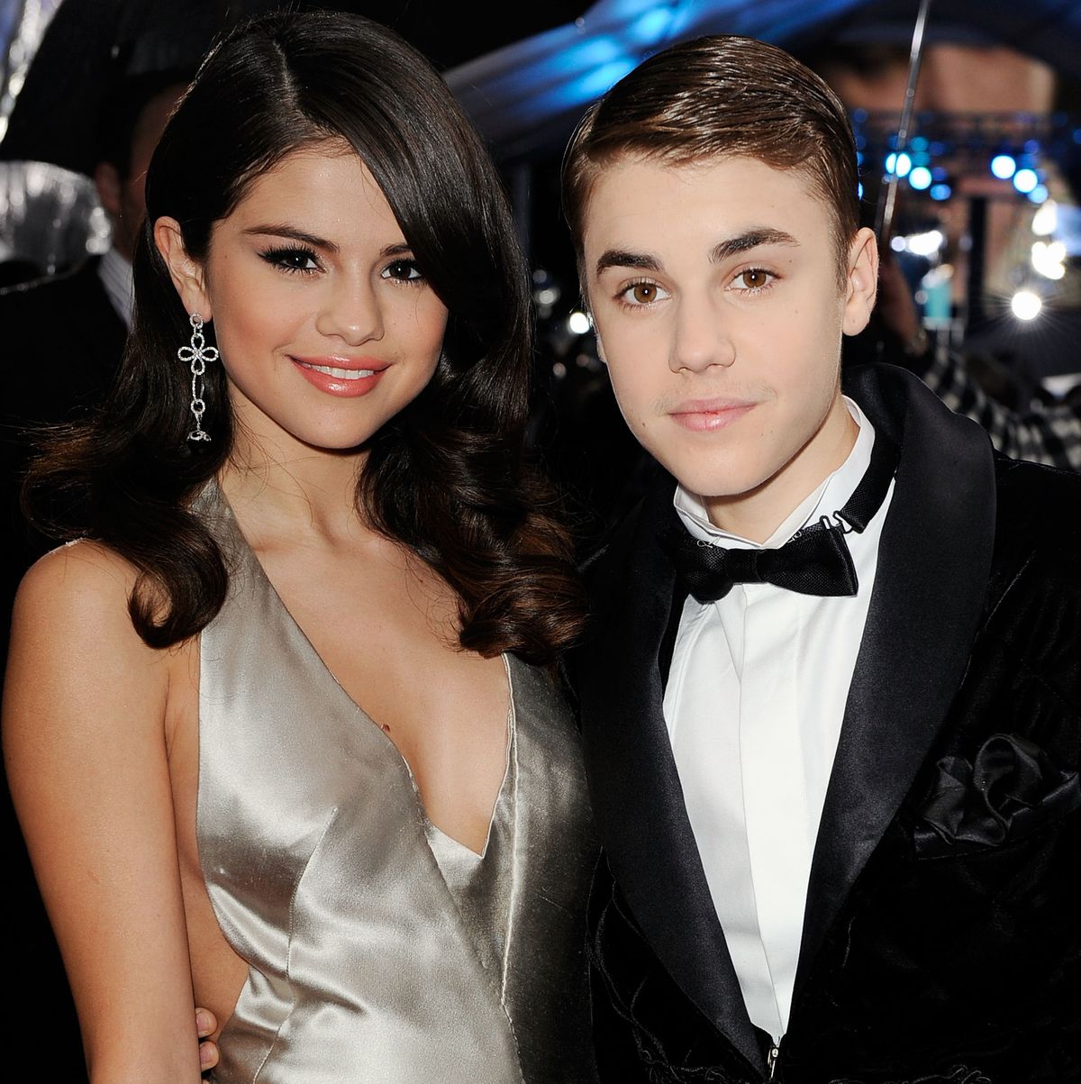 Tranh cãi Selena Gomez bỗng &quot;khịa&quot; chuyện chia tay Justin Bieber, Hailey lợi dụng chồng để đáp trả? - Ảnh 2.