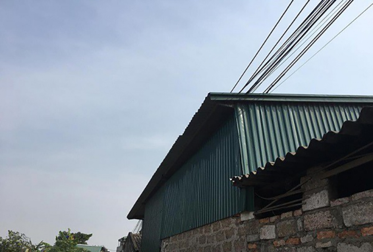 Học sinh lớp 6 bị điện giật tử vong - Ảnh 1. Học sinh lớp 6 bị điện giật tử vong - Ảnh 1.