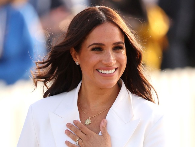 Màn tái xuất dự kiến gây chấn động của Meghan Markle - Ảnh 1.