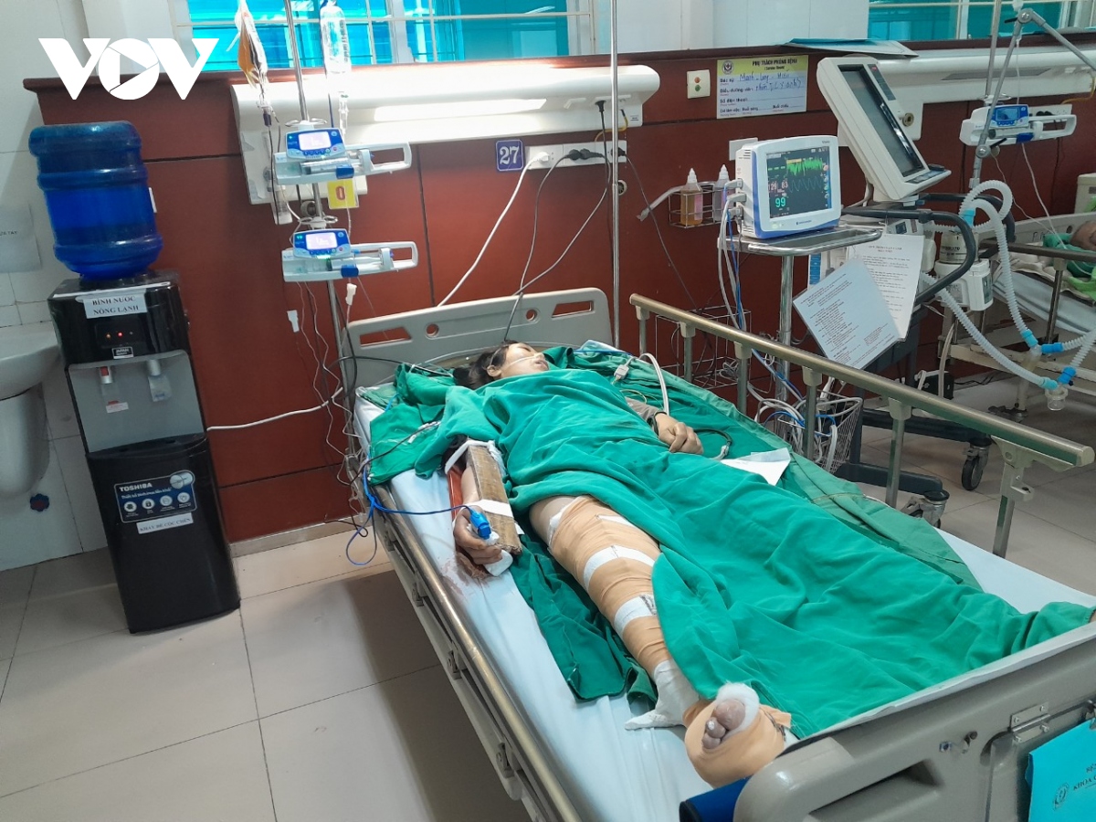 Một phụ nữ mang thai bị tai nạn lao động tại Khu công nghiệp Nam Sơn, Bắc Ninh - Ảnh 1.