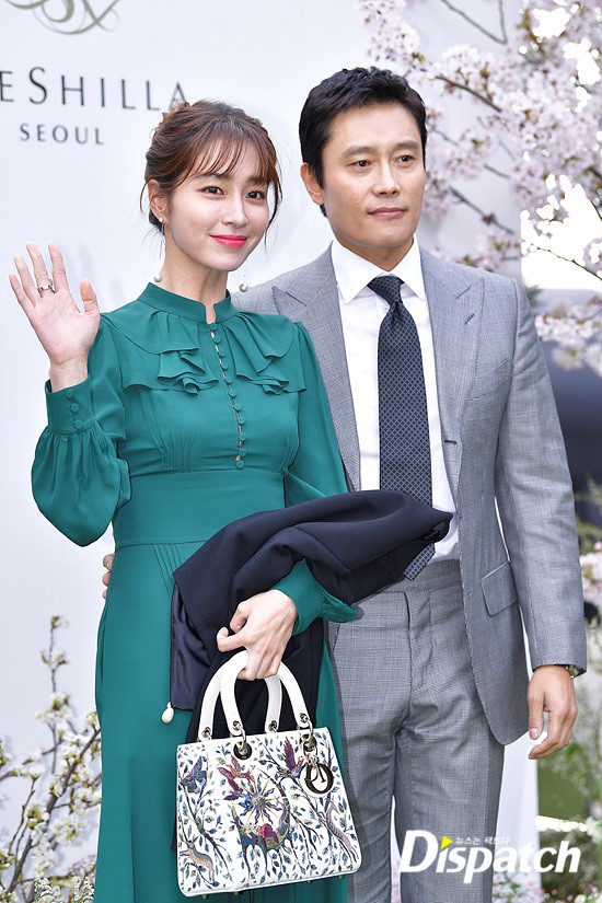 Lee Byung Hun sắp lên chức cha lần 2 sau 8 năm con trai đầu lòng chào đời - Ảnh 3.