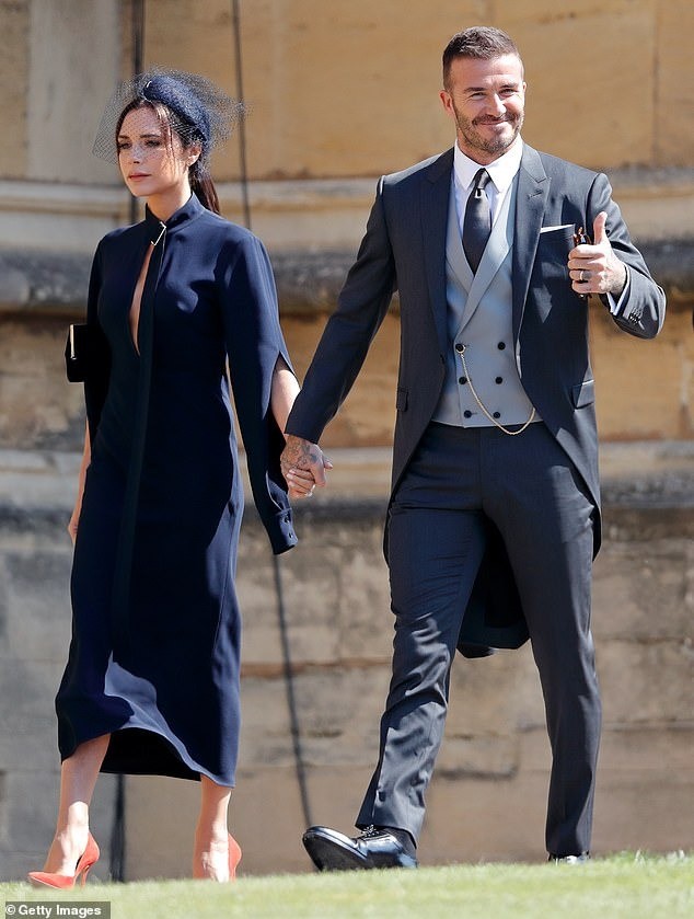 L&yacute; do Harry - Meghan trở mặt với nh&agrave; Beckham - Ảnh 3.