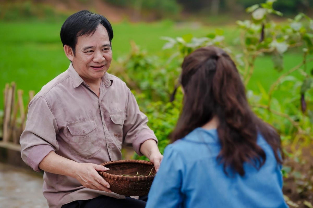 Đạo diễn Mai Long phản hồi việc nhóm người đến đòi nợ trong họp báo ra mắt phim - Ảnh 3.