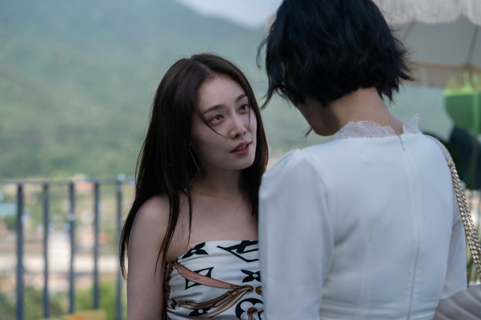 Tranh cãi dữ dội động thái của Lim Ji Yeon và chồng màn ảnh khi &quot;ác nữ&quot; The Glory thú tội về bê bối bạo lực - Ảnh 2.