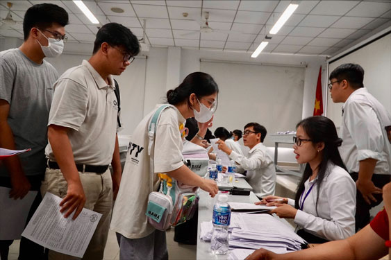 Nhìn lại mùa thi, tuyển sinh 2023: Quá nhiều thí sinh biến mất, giảm ảo thiếu hiệu quả - Ảnh 1. Nhìn lại mùa thi, tuyển sinh 2023: Quá nhiều thí sinh biến mất, giảm ảo thiếu hiệu quả - Ảnh 1.