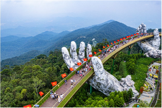 Sun World Ba Na Hills lần thứ 4 đạt giải Công viên chủ đề hàng đầu châu Á 2023 - Ảnh 1. Sun World Ba Na Hills lần thứ 4 đạt giải Công viên chủ đề hàng đầu châu Á 2023 - Ảnh 1.