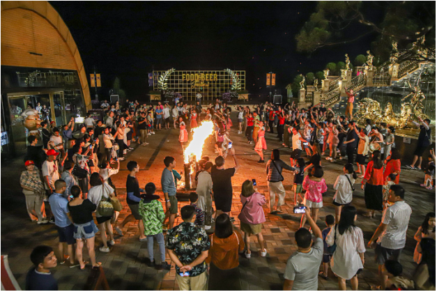 Sun World Ba Na Hills lần thứ 4 đạt giải Công viên chủ đề hàng đầu châu Á 2023 - Ảnh 3. Sun World Ba Na Hills lần thứ 4 đạt giải Công viên chủ đề hàng đầu châu Á 2023 - Ảnh 3.