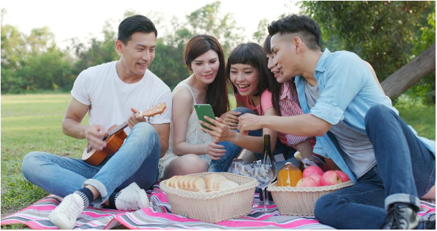 Giải mã Gen Z: Yêu bản thân và sống trọn vẹn - Ảnh 1. Giải mã Gen Z: Yêu bản thân và sống trọn vẹn - Ảnh 1.